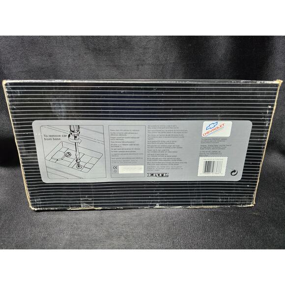 ERTL American Muscle '69 Black Chevy Camaro Z/28 1/18 Scale Die Cast Metal Car - Picture 4 of 9